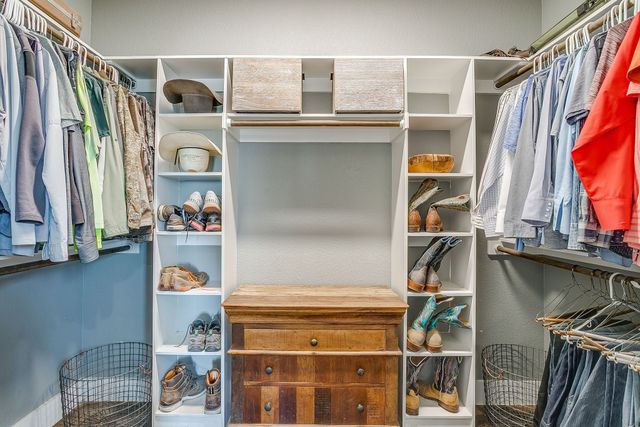 127 Captain Lane, Weatherford, TX 76087