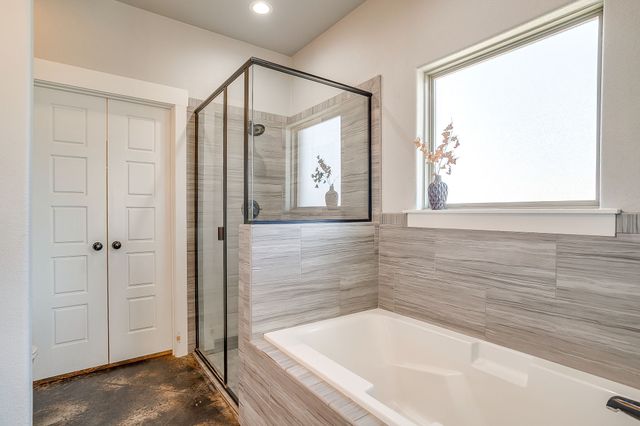 127 Captain Lane, Weatherford, TX 76087