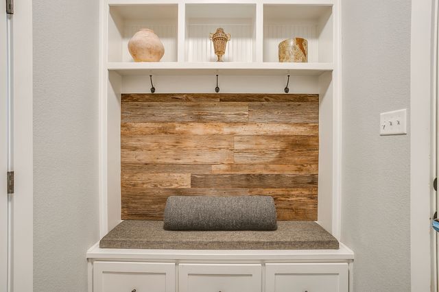 127 Captain Lane, Weatherford, TX 76087