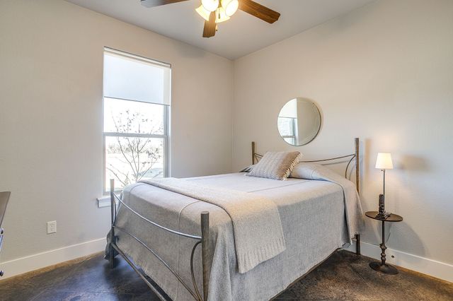 127 Captain Lane, Weatherford, TX 76087