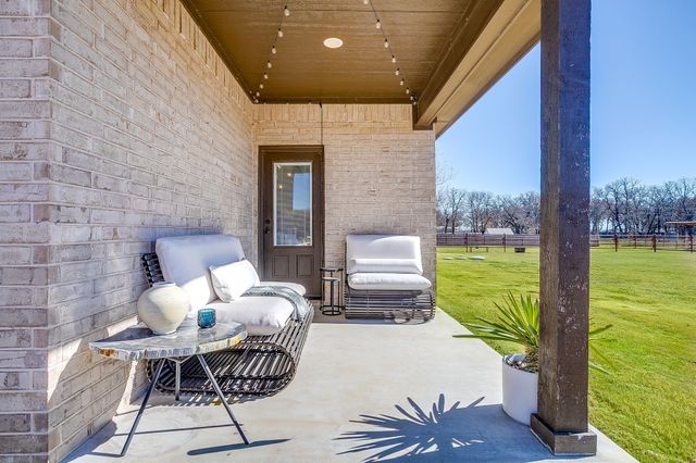 127 Captain Lane, Weatherford, TX 76087