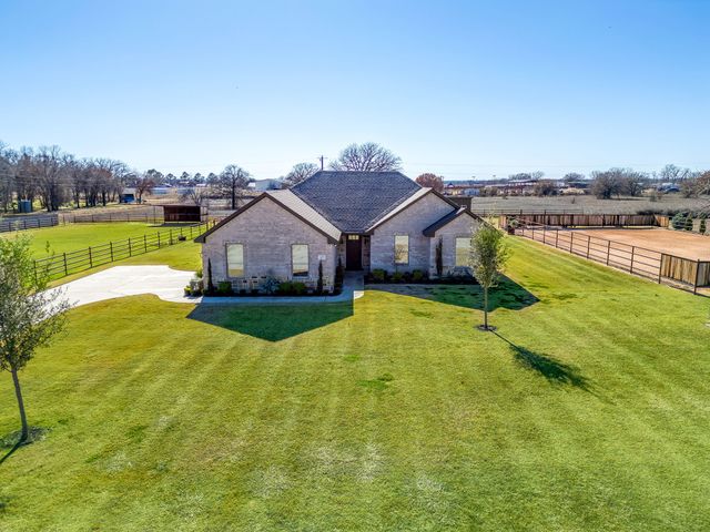 127 Captain Lane, Weatherford, TX 76087