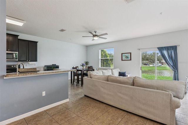 1668 SCARLET OAK LOOP C, Winter Garden, FL 34787