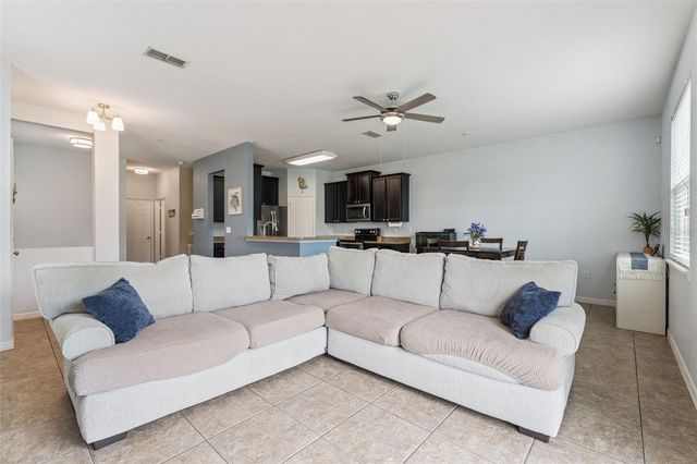 1668 SCARLET OAK LOOP C, Winter Garden, FL 34787