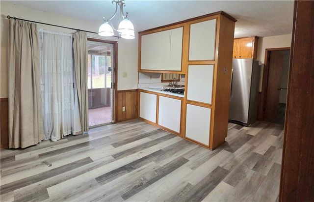 6593 Katie Lane, Morrow, GA 30260