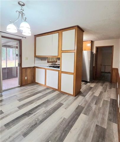 6593 Katie Lane, Morrow, GA 30260