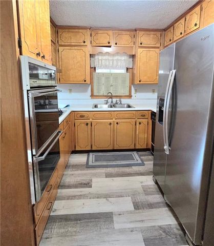 6593 Katie Lane, Morrow, GA 30260