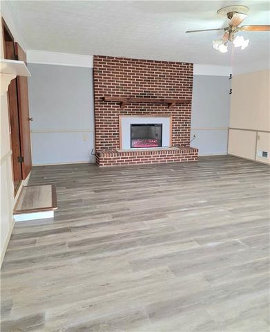 6593 Katie Lane, Morrow, GA 30260