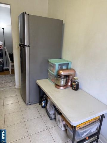 2350 Linwood Avenue 3H, Fort Lee, NJ 07024