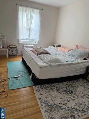 2350 Linwood Avenue 3H, Fort Lee, NJ 07024