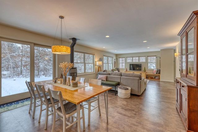 8056 N North Rd, Springbrook, WI 51875