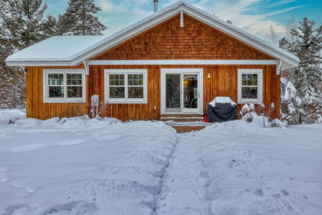 8056 N North Rd, Springbrook, WI 51875