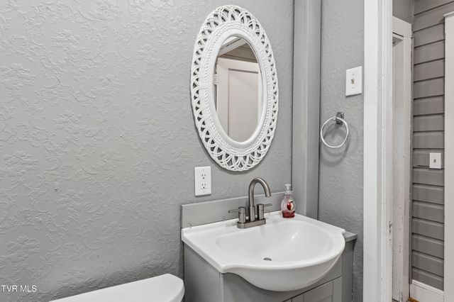 364 Lynn Avenue, Kingsport, TN 37665