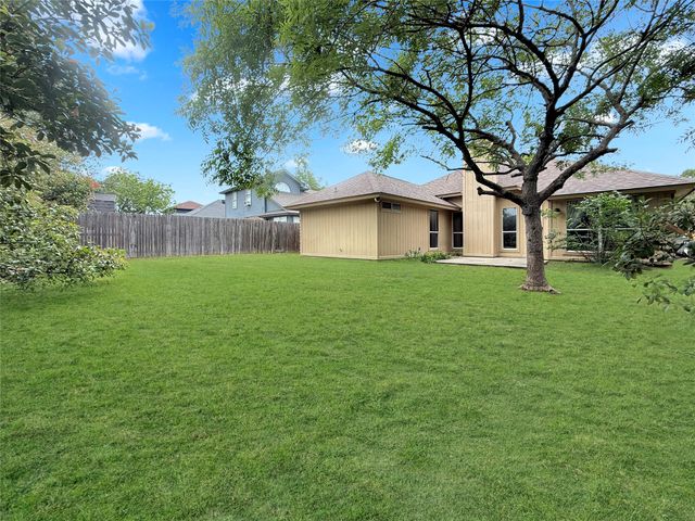 10257 Sunset View Drive, Fort Worth, TX 76108