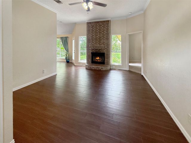 10257 Sunset View Drive, Fort Worth, TX 76108