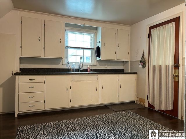 1115 Seneca Creek Road, West Seneca, NY 14224