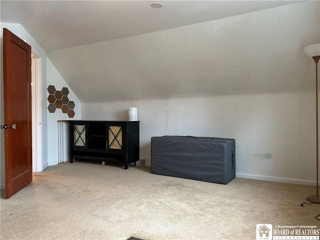 1115 Seneca Creek Road, West Seneca, NY 14224