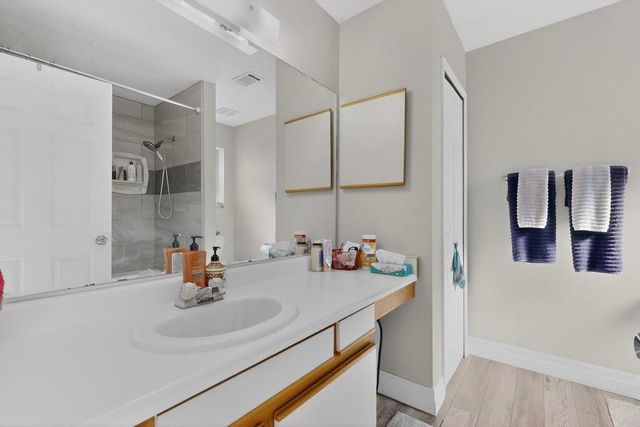 4049 Montreal Loop NE, Rio Rancho, NM 87144