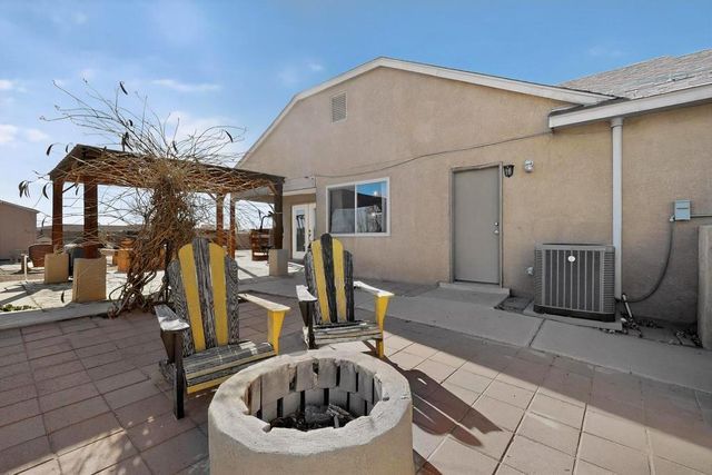 4049 Montreal Loop NE, Rio Rancho, NM 87144