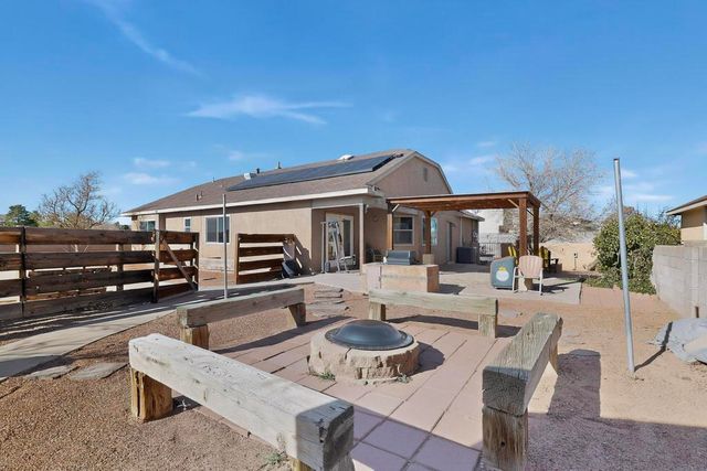 4049 Montreal Loop NE, Rio Rancho, NM 87144