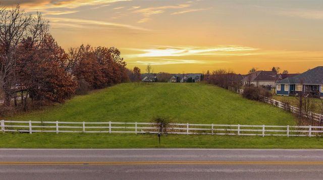 8401 E 101st Avenue, Crown Point, IN 46307