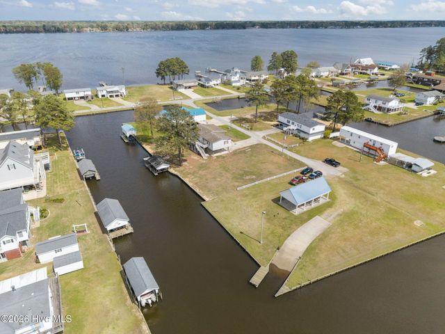 46 Riverview Drive, Chocowinity, NC 27817