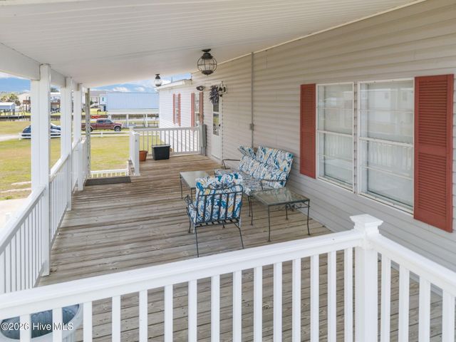 46 Riverview Drive, Chocowinity, NC 27817