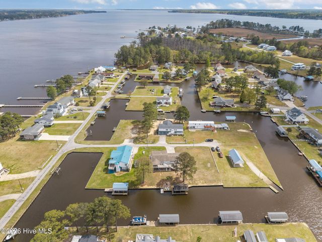 46 Riverview Drive, Chocowinity, NC 27817