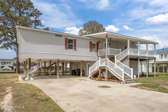 46 Riverview Drive, Chocowinity, NC 27817
