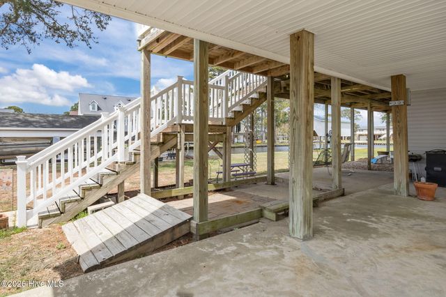 46 Riverview Drive, Chocowinity, NC 27817