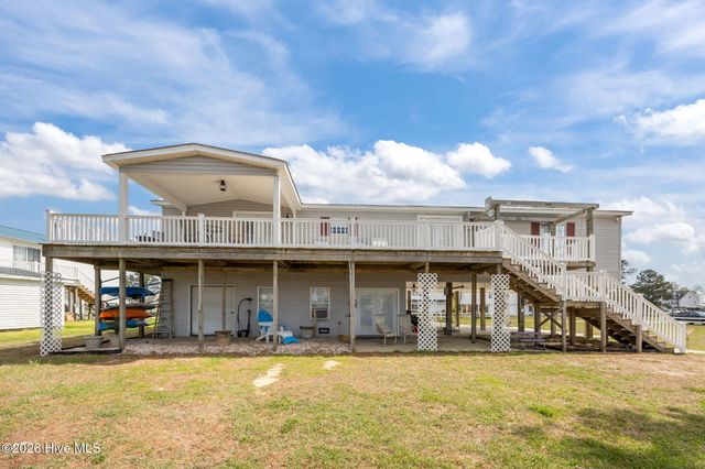 46 Riverview Drive, Chocowinity, NC 27817