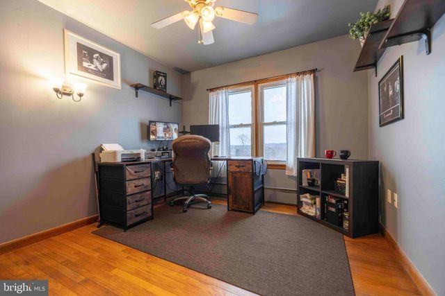 16 DOGWOOD LN, Washington Twp, NJ 07882