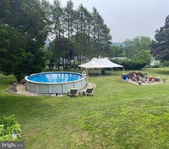 16 DOGWOOD LN, Washington Twp, NJ 07882