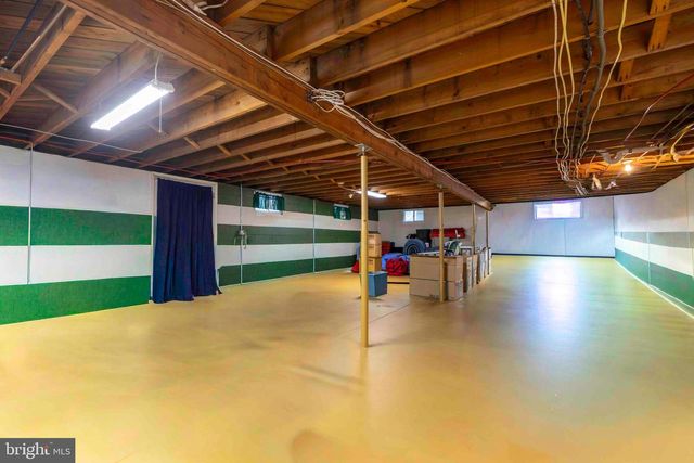 16 DOGWOOD LN, Washington Twp, NJ 07882