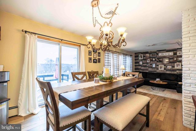 16 DOGWOOD LN, Washington Twp, NJ 07882