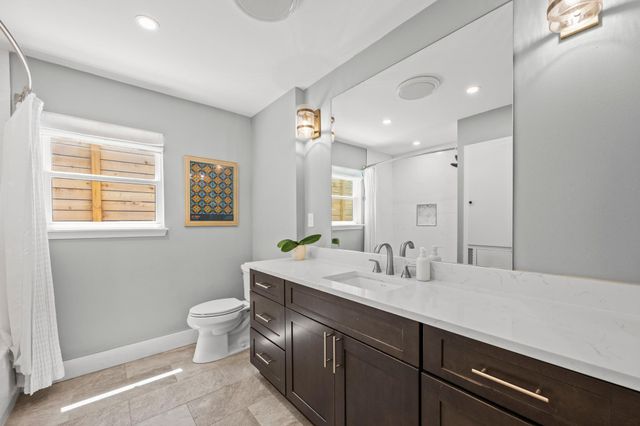 2215 Alta Vista Ave, Austin, TX 78704