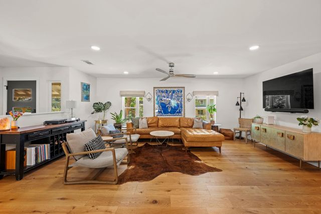 2215 Alta Vista Ave, Austin, TX 78704