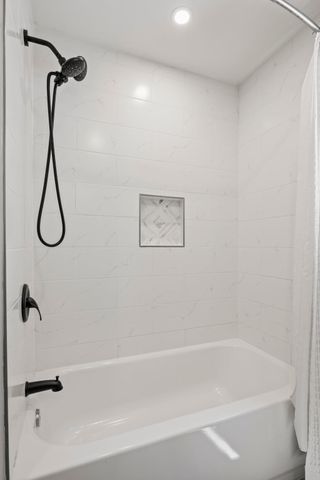 2215 Alta Vista Ave, Austin, TX 78704