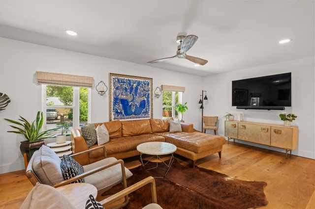 2215 Alta Vista Ave, Austin, TX 78704
