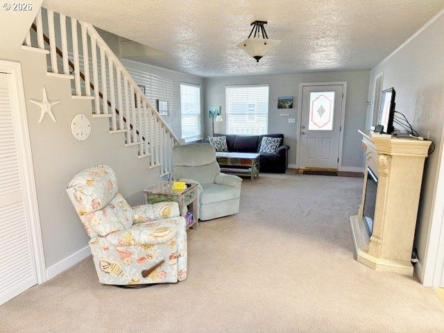 719 12TH Ave, Seaside, OR 97138