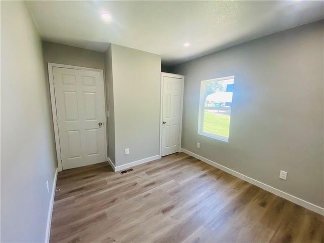 3208 Rowland Avenue, Kansas City, KS 66104