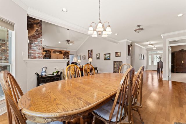 13535 Wood Creek Dr, Baton Rouge, LA 70818