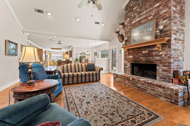 13535 Wood Creek Dr, Baton Rouge, LA 70818