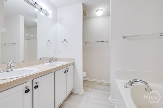 777 King George Boulevard 44, Savannah, GA 31419