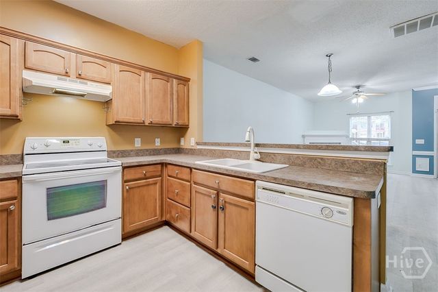 777 King George Boulevard 44, Savannah, GA 31419