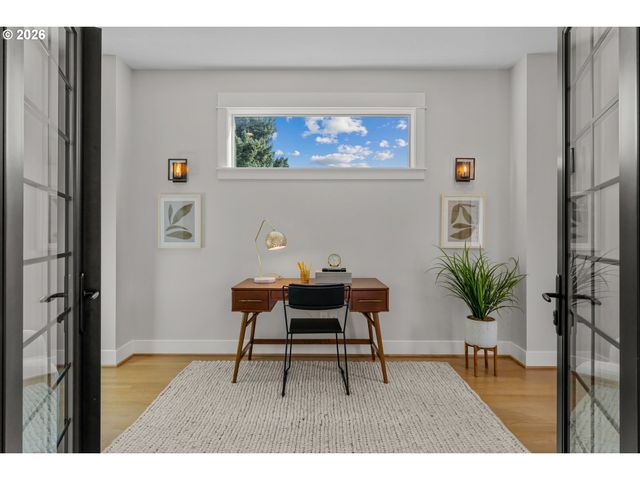 717 Ne BEECH St, Portland, OR 97212