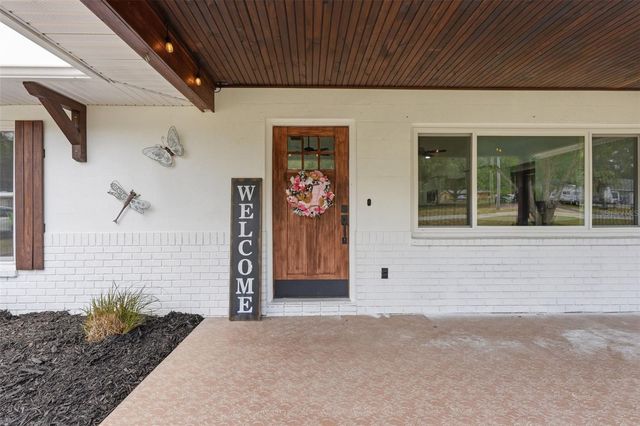 39825 SUNBURST DRIVE, Dade City, FL 33525