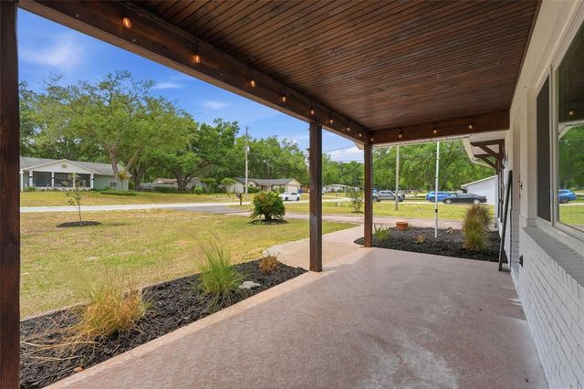 39825 SUNBURST DRIVE, Dade City, FL 33525
