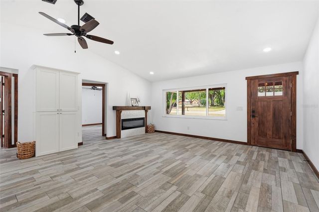 39825 SUNBURST DRIVE, Dade City, FL 33525