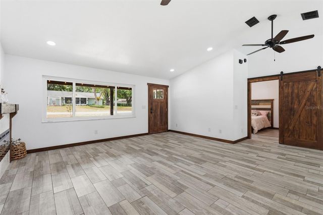 39825 SUNBURST DRIVE, Dade City, FL 33525